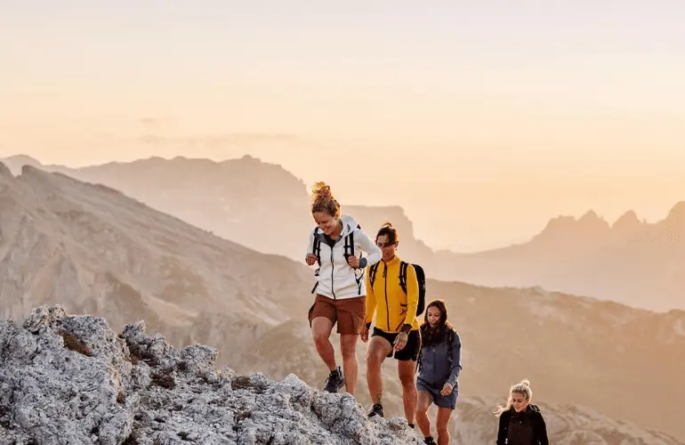 426 - technical partner of LaMunt Outdoor and sport clothing by LaMunt